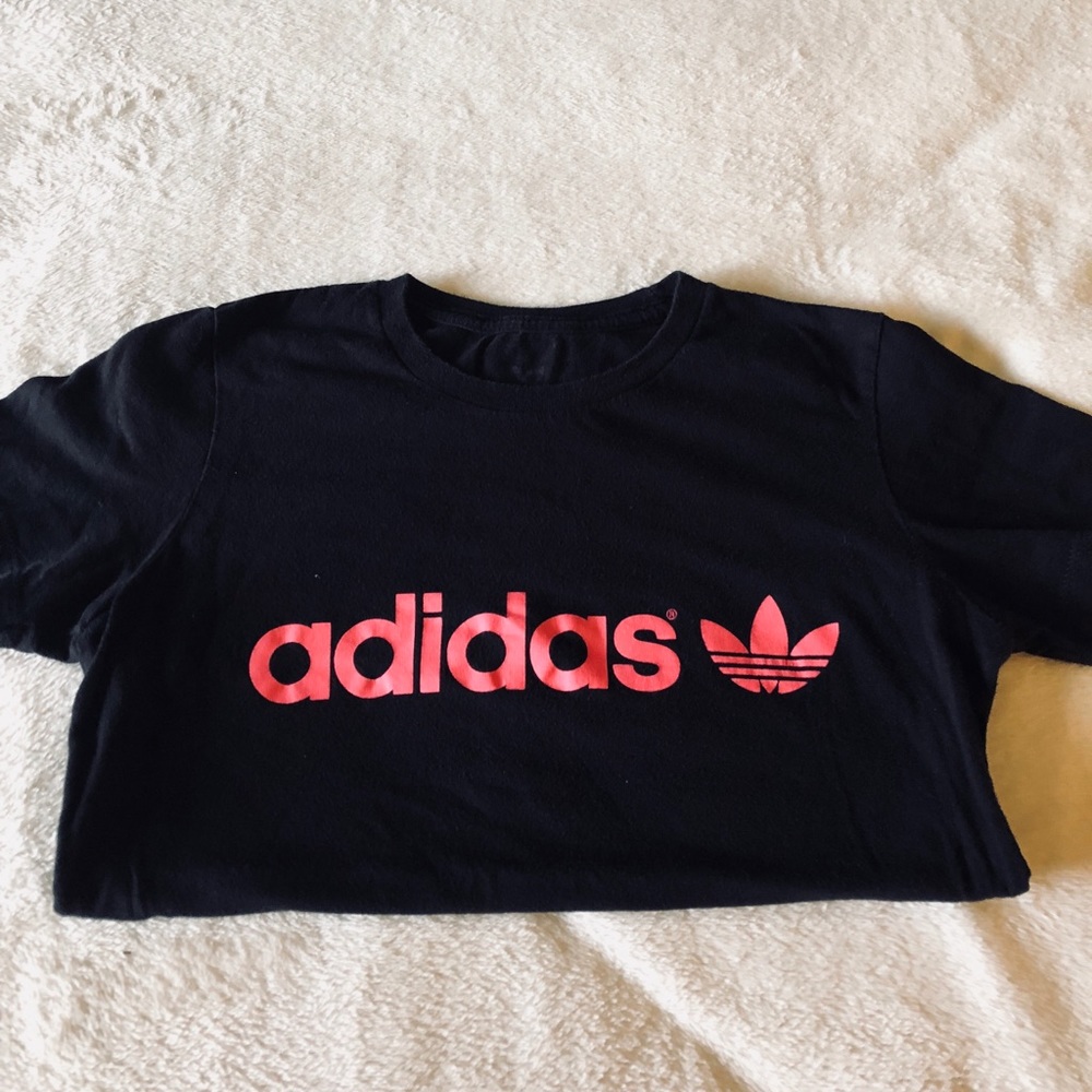 Black and Neón Pink Adidas Stretch T-Shirt